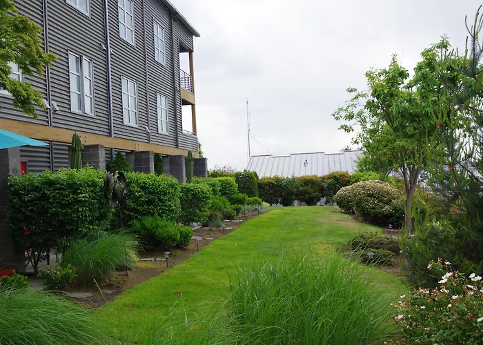 Resort: Inn At Port Gardner-Everett Waterfront, Ascend Hotel Collection